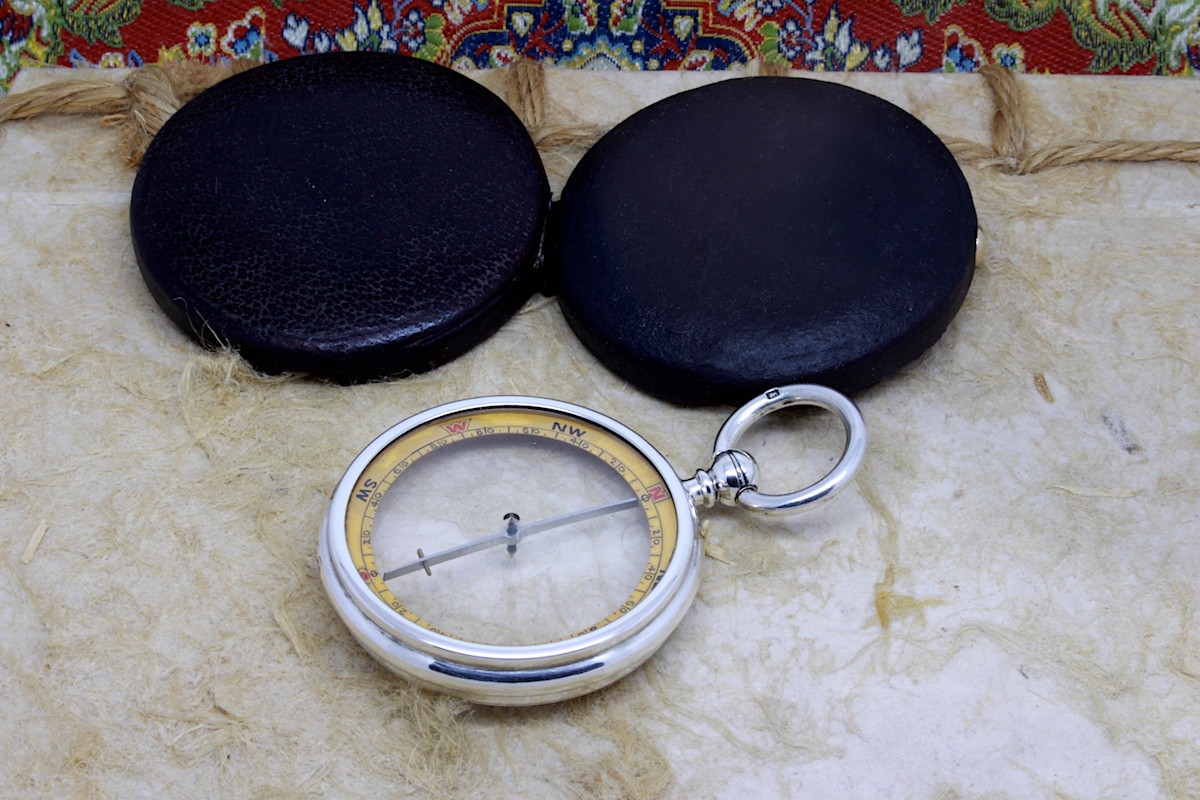 Victorian Barker & Son Silver Pebble Lens Compass, Hallmarked London 1899