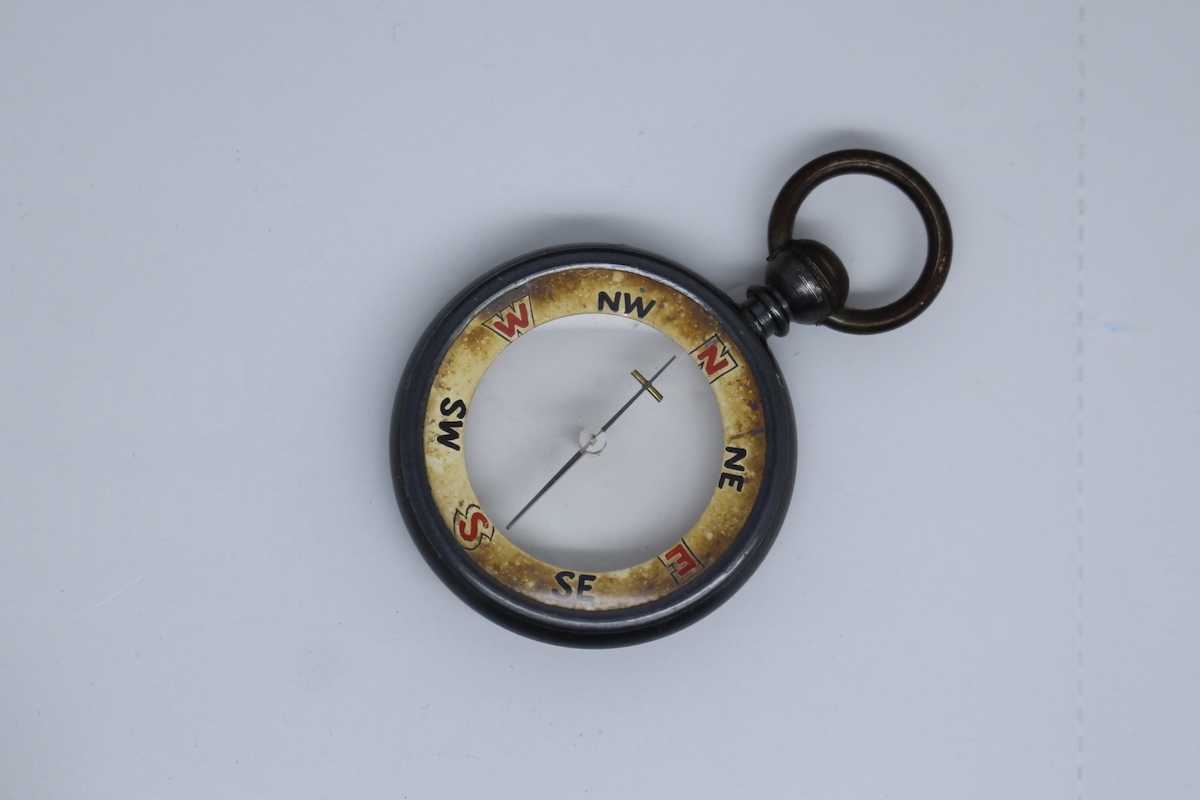 Victorian Pebble Lens Leather-Cased Compass, c. 1900