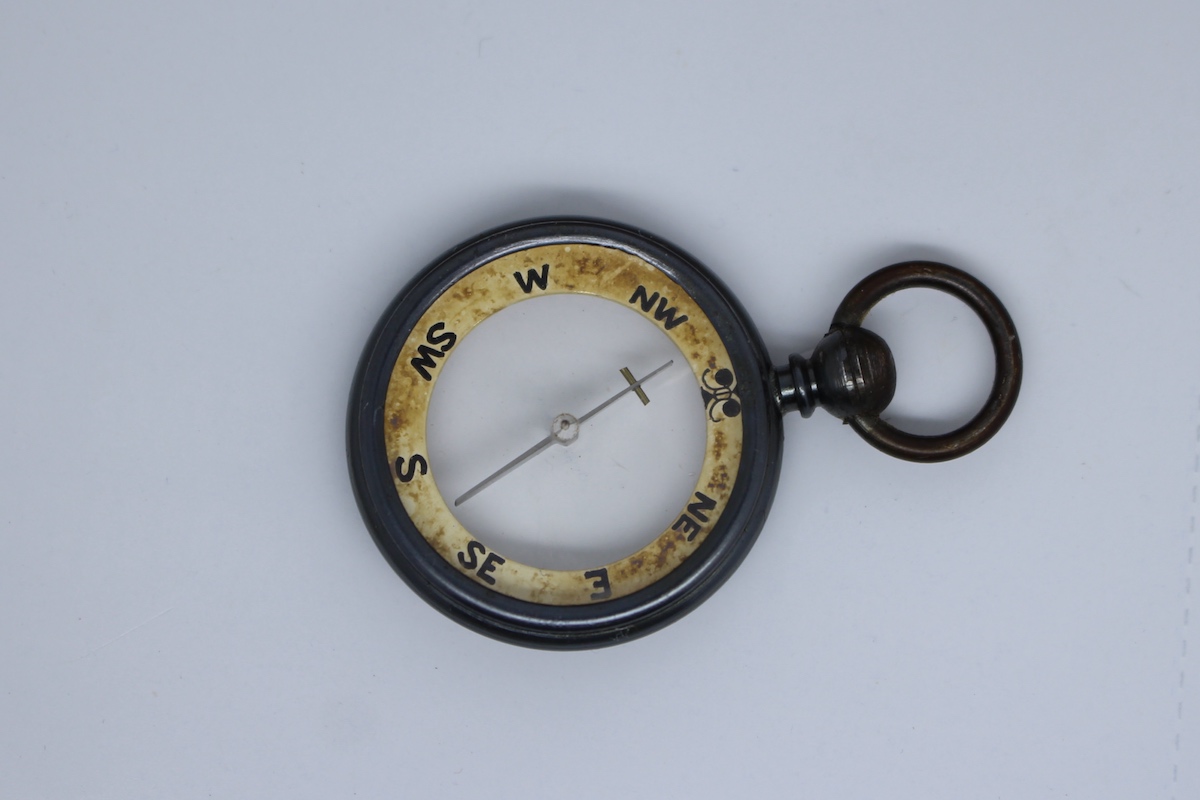 Victorian Pebble Lens Leather-Cased Compass, c. 1900