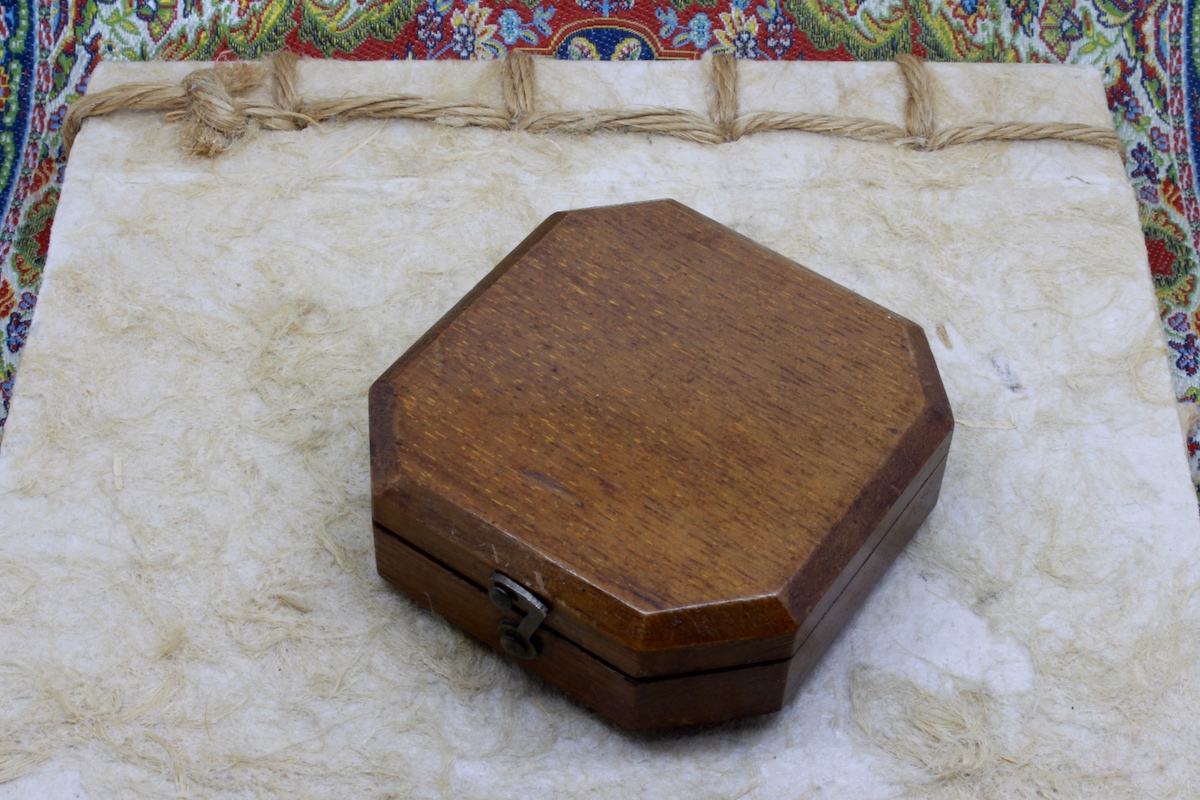 English Compass in Wood Box by James Parkes & Son, c. 1850