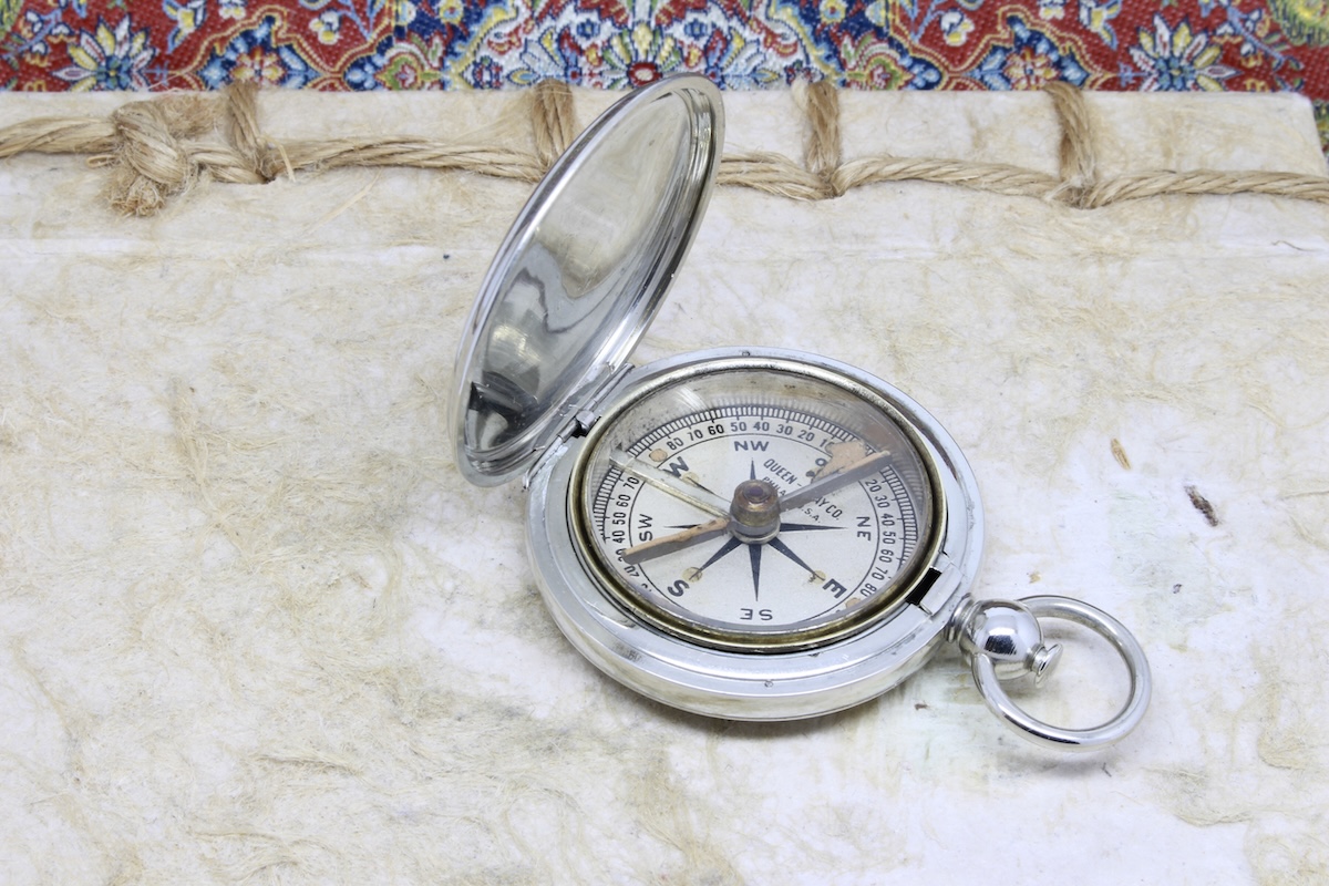 Antique QUEEN-GRAY Compass  c. 1920